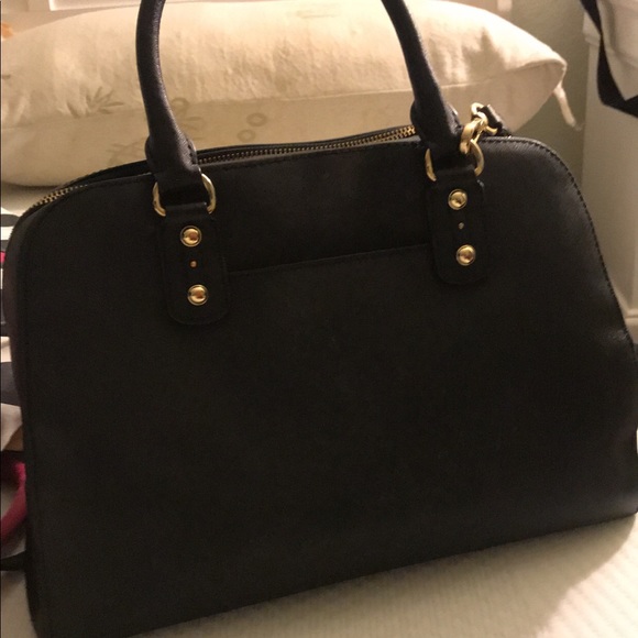 100% Authentic MK purse - Picture 2 of 2